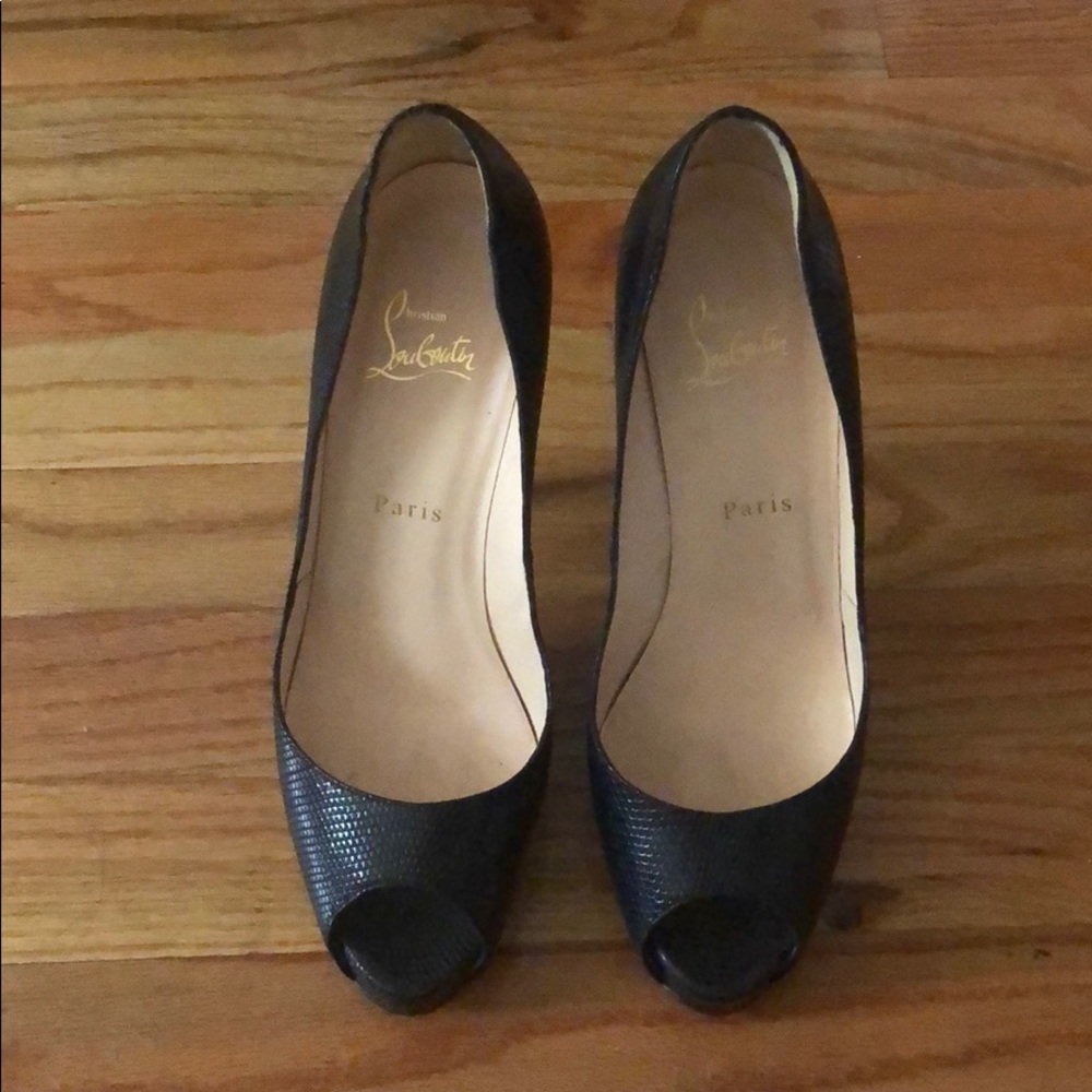 Christian Louboutin ‘Prive’ open toe pump
